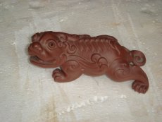 紫砂壶图片：辟邪 - 美壶网