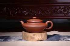 紫砂壶图片：虚扁 - 美壶网